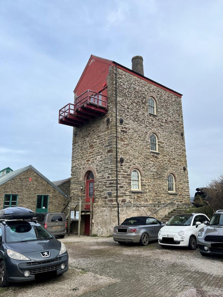 Lot: 132 - FORMER ENGINE HOUSE IN GREAT LOCATION - Front elevation of Engine House